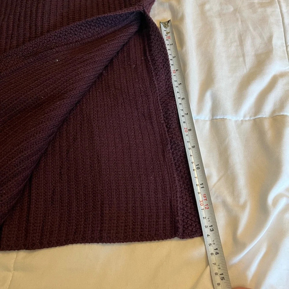 Wilfred Durandal Merino Wool Sleeveless Mock Neck Tunic
Sweater  Burgundy XS - Picture 13 of 13